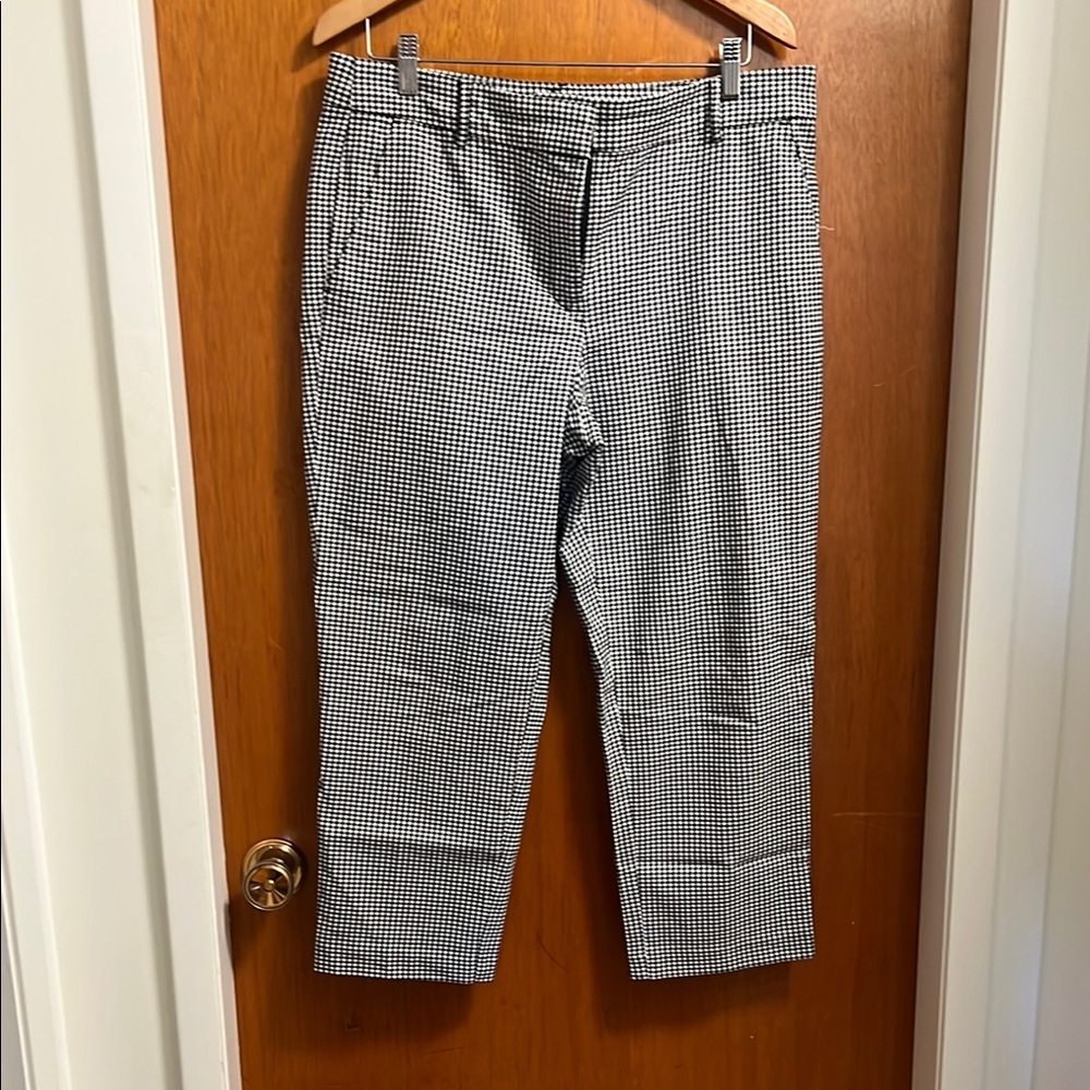 Loft Black and White Checkered Capri Pants